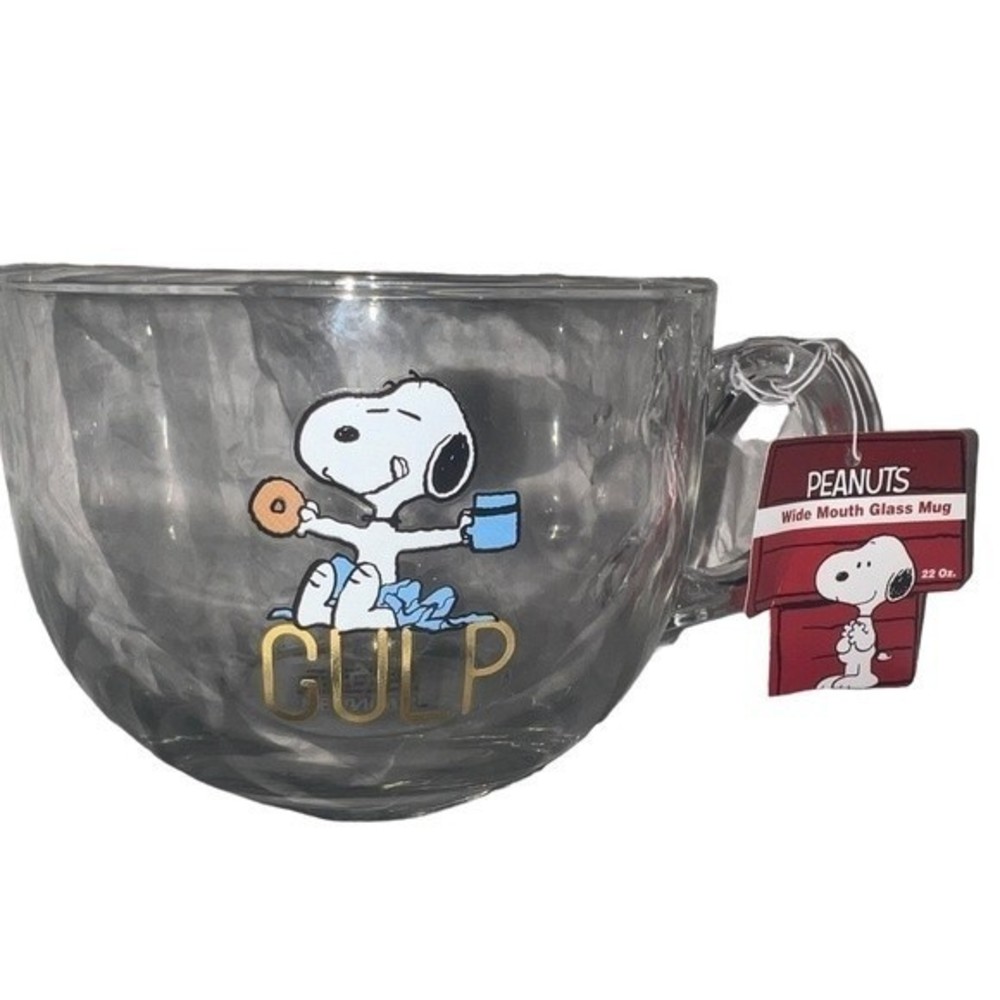 NWT Peanuts Snoopy Cookies and Milk clear mug